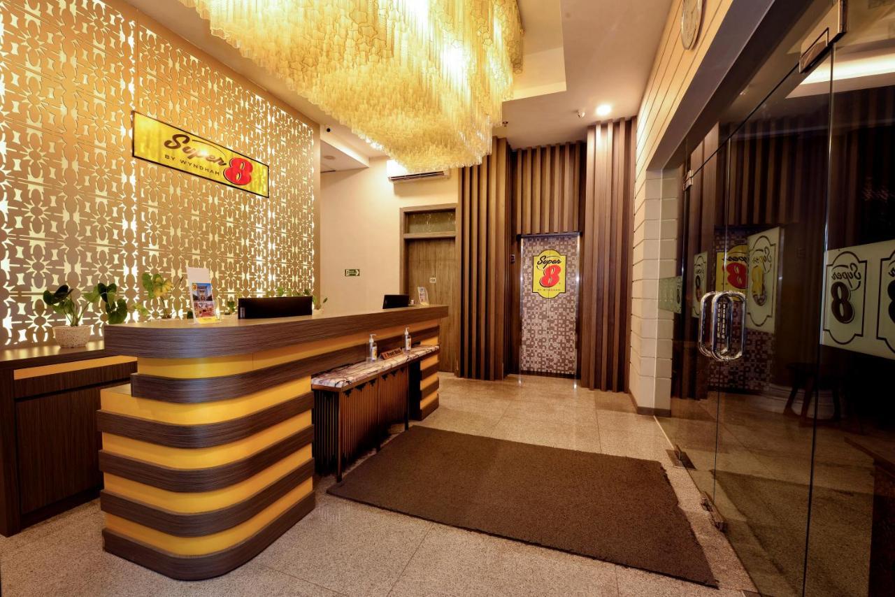Super 8 By Wyndham Solo Otel Dış mekan fotoğraf
